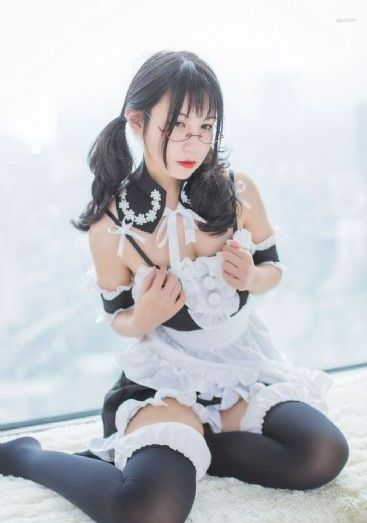 嫩草一区二区
