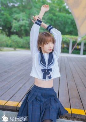 迪拜的女孩在线