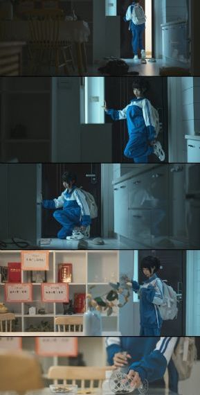 校阅女孩河野悦子
