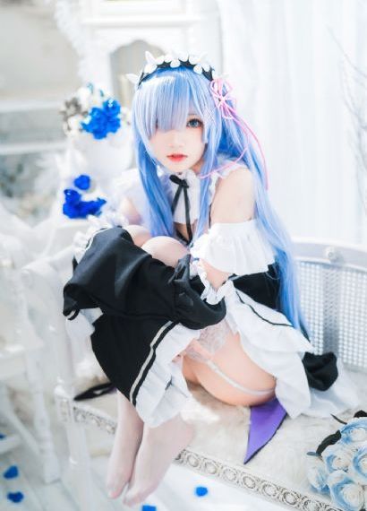 出包女王ova
