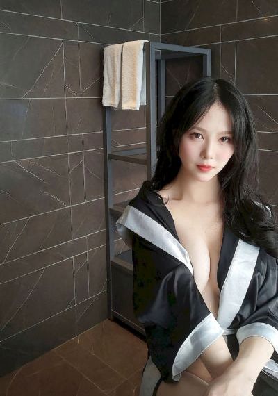 绣榻春