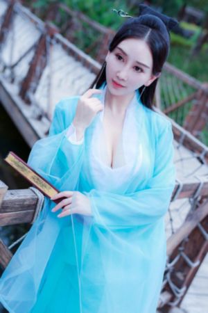 大胸泰熙