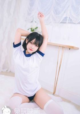 多p混交群体交乱在线观看