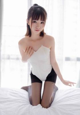 年轻的嫂子观看